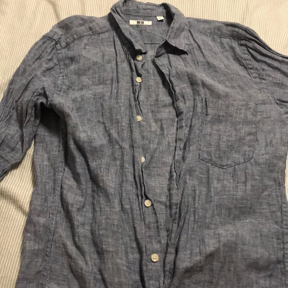 Uniqlo button up